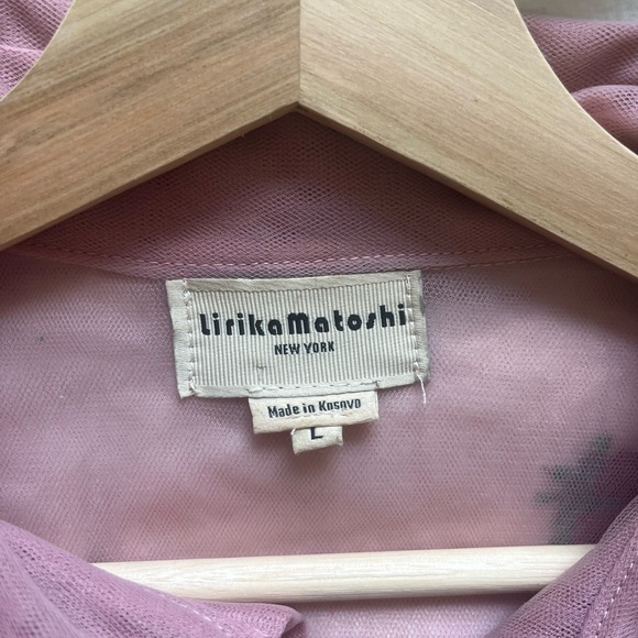 Official Lirika Matoshi Strawberry Dress shirt. size Large - Picture 3 of 4